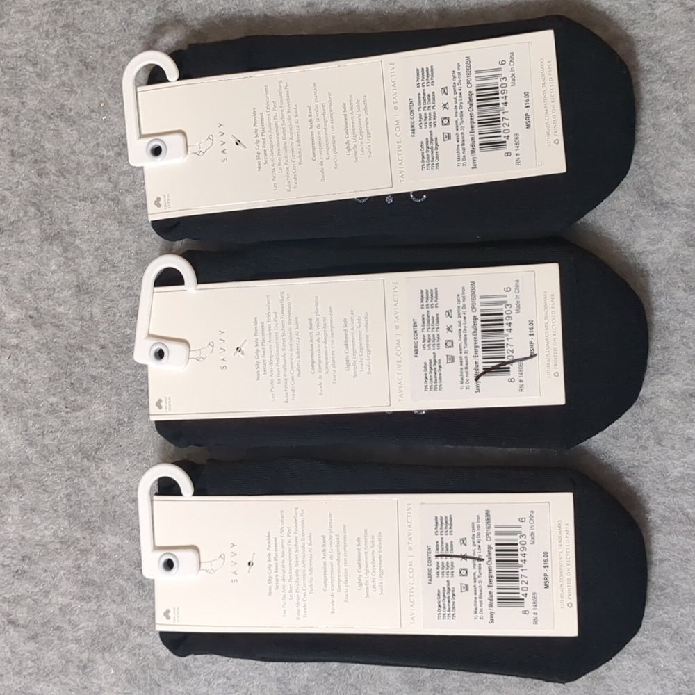 Tavi club pilates grip savvy Lot Of  3 socks evergreen challenge W Sz M NWT - Picture 3 of 7